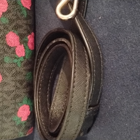 MICHEAL KORS ROSE CROSSBODY - Picture 8 of 11